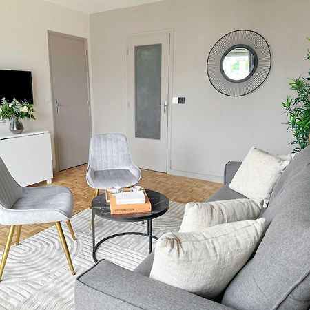 Brand-New Studio With Eiffel Tower View 파리 외부 사진