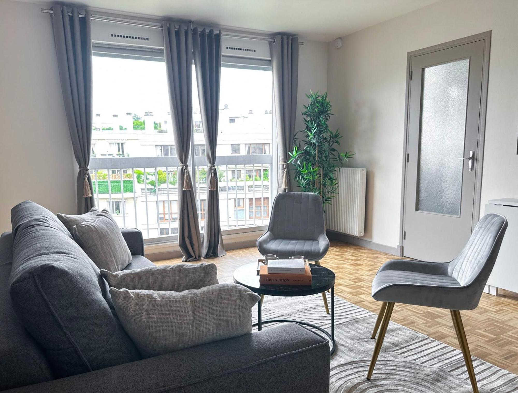 Brand-New Studio With Eiffel Tower View 파리 외부 사진