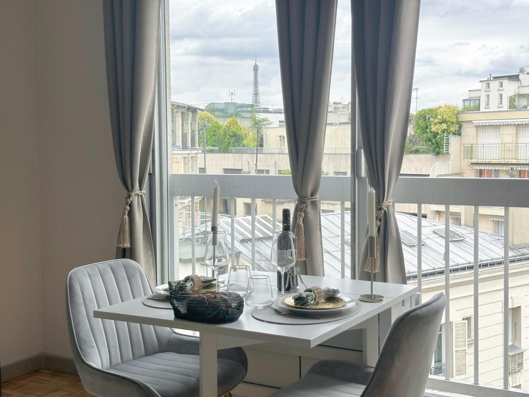 Brand-New Studio With Eiffel Tower View 파리 외부 사진
